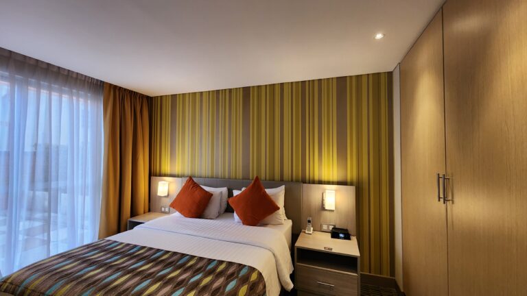 Suite-Plaza-habitación-hotel-plaza-suites-Bogotá